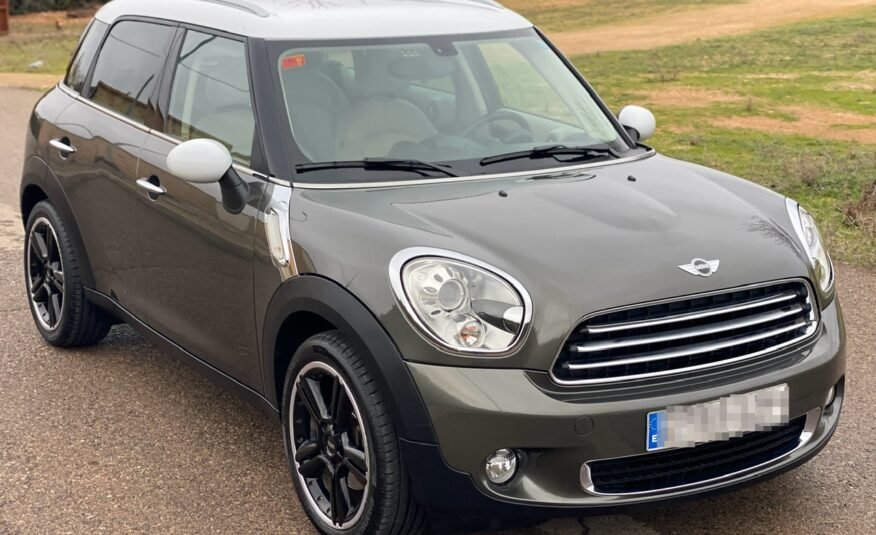 MINI Countryman Cooper 1.6 gasolina 122cv
