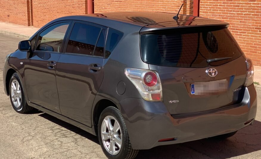 TOYOTA Verso 2.0 D4D 126cv 7 plazas