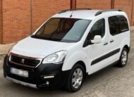 PEUGEOT Partner 1.6 HDI 92cv, acabado TEPEE Outdoor, 5 plazas