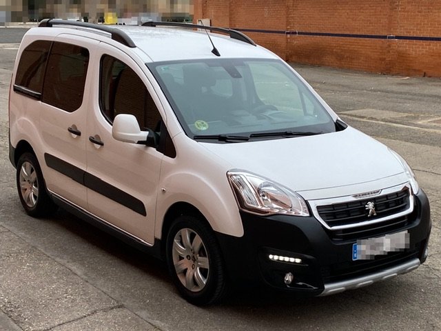 PEUGEOT Partner 1.6 HDI 92cv, acabado TEPEE Outdoor, 5 plazas