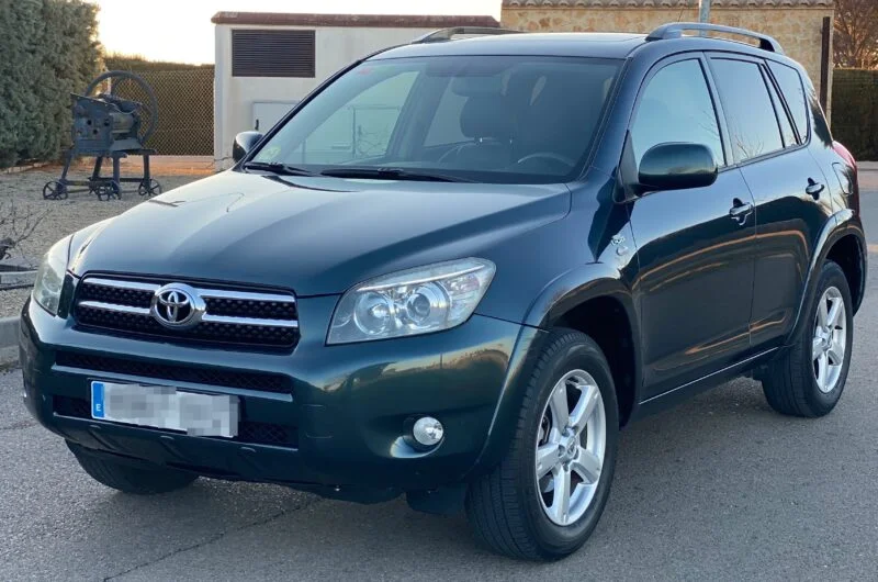 TOYOTA Rav4 2.2 D-CAT Premium
