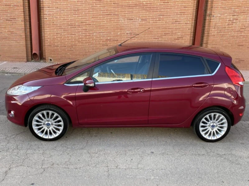 FORD Fiesta 1.6 TDCI 95cv Titanium
