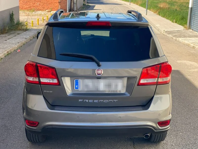 FIAT FREEMONT URBAN AWD 2.0 16v Diesel auto 4×4, 7 plazas