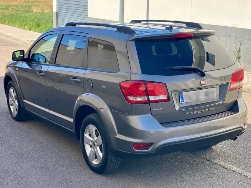 FIAT FREEMONT URBAN AWD 2.0 16v Diesel auto 4×4, 7 plazas