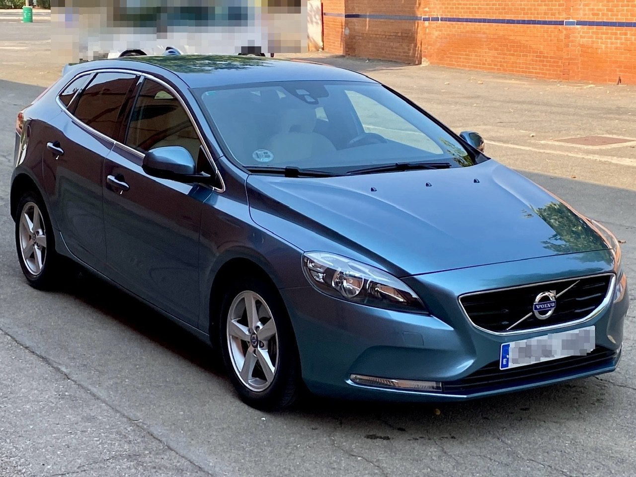 VOLVO V40 2.0 D3 150cv Momentum