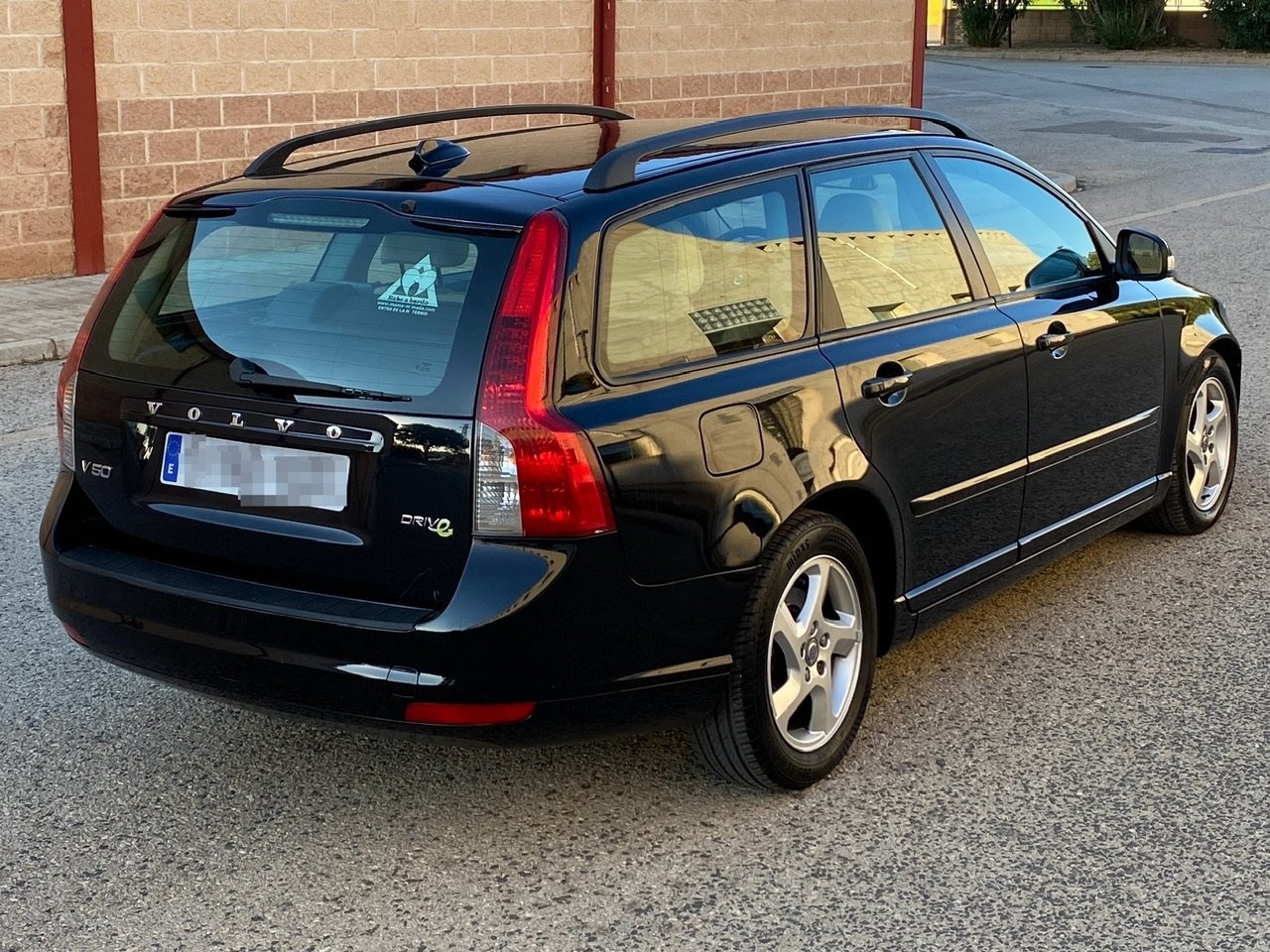 VOLVO V50 1.6D 136cv Drive Momentum