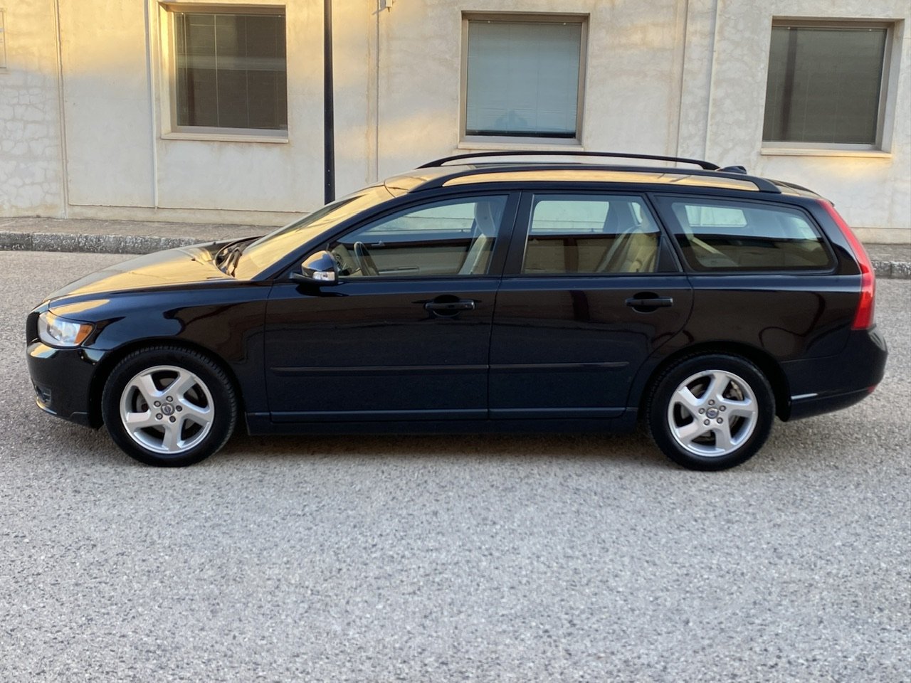 VOLVO V50 1.6D 136cv Drive Momentum