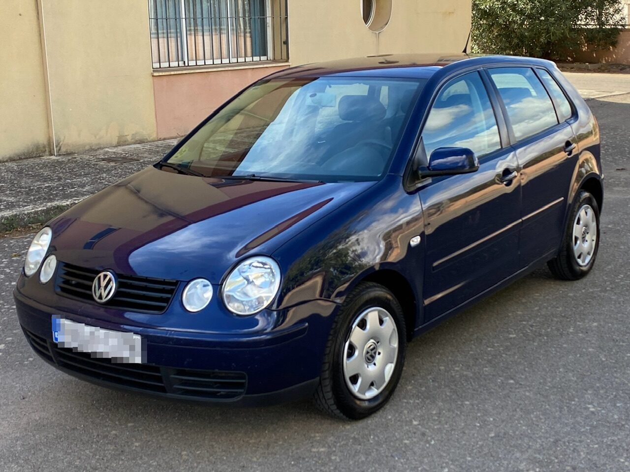 VOLKSWAGEN Polo 1.4i 16v 75cv 5 puertas