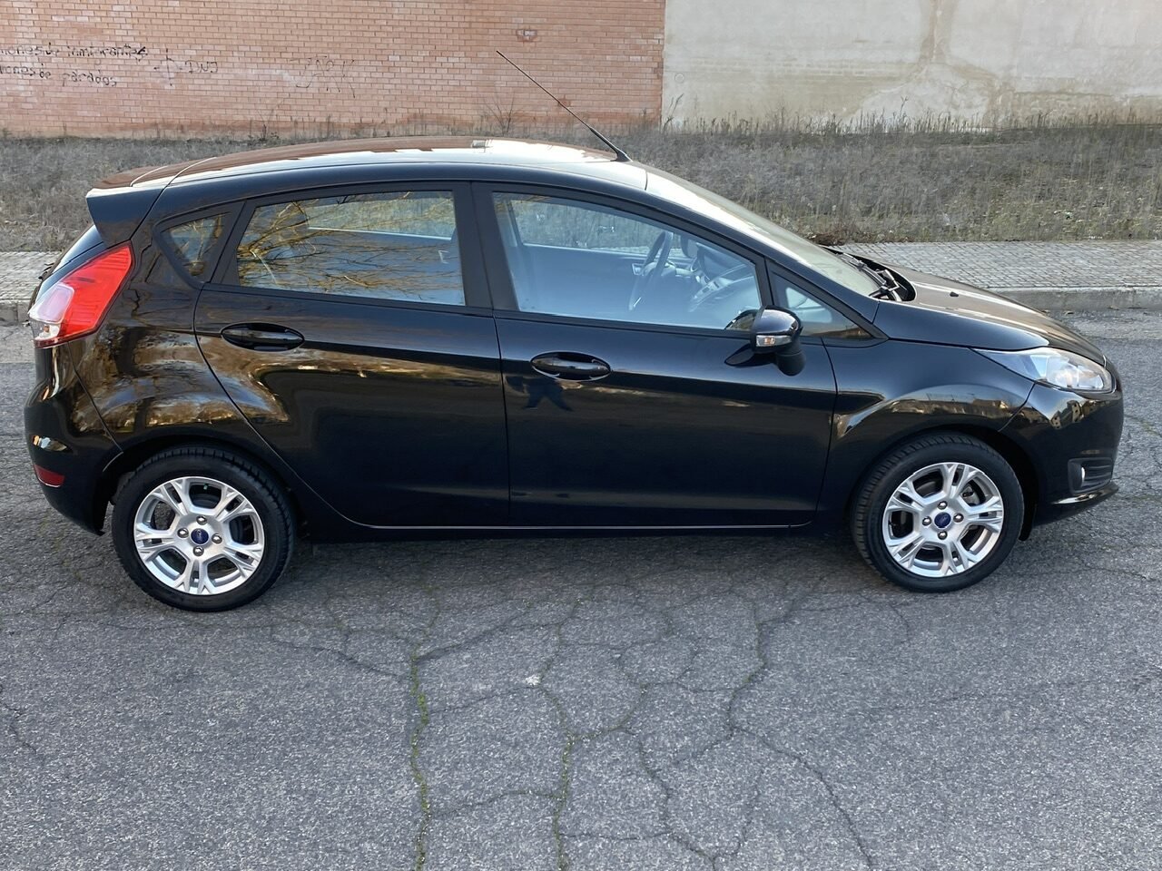 FORD Fiesta 1.6 TDCI 95cv 5 puertas 