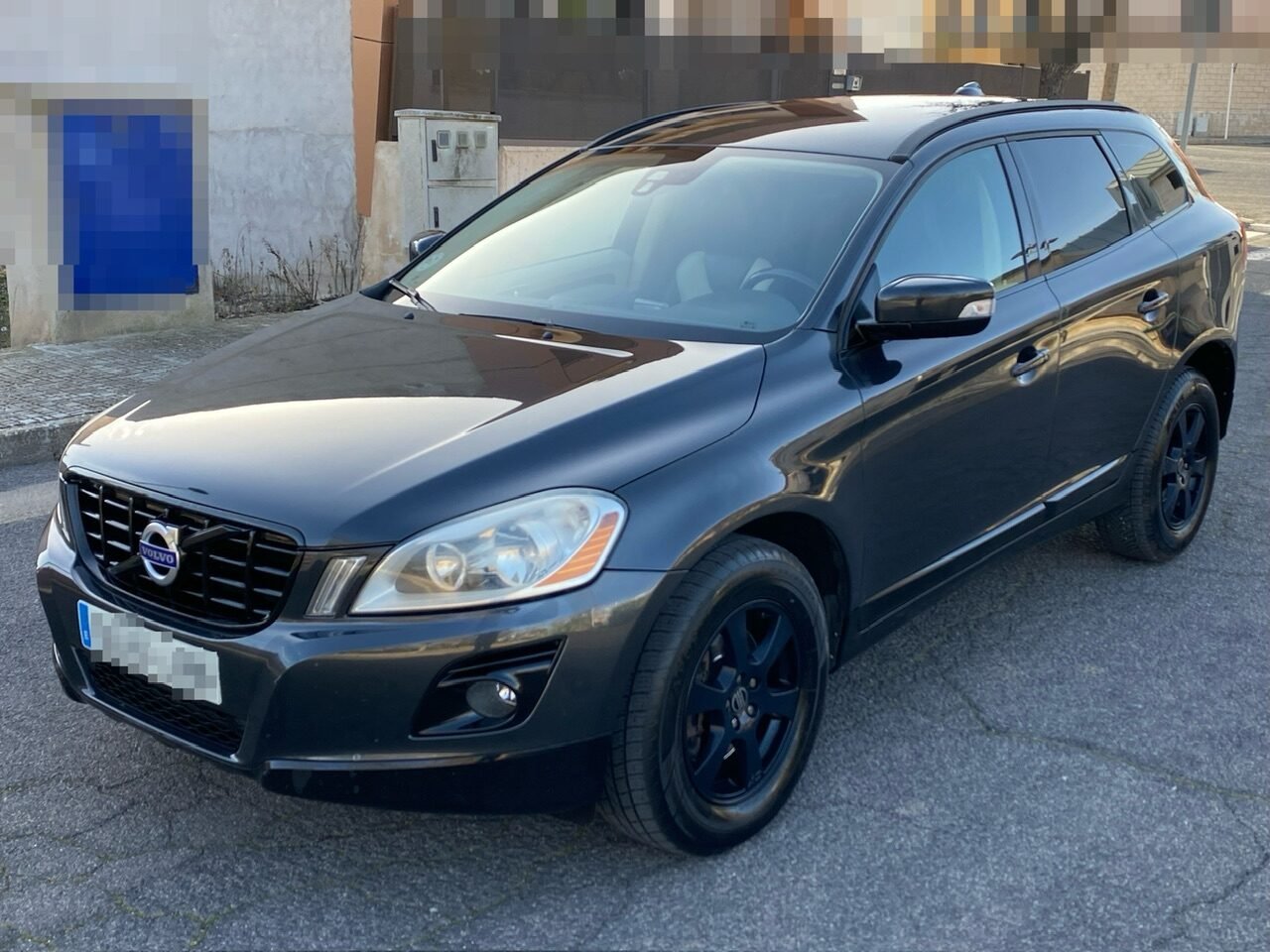 VOLVO XC60 2.4D 175cv Auto acabado Momentum