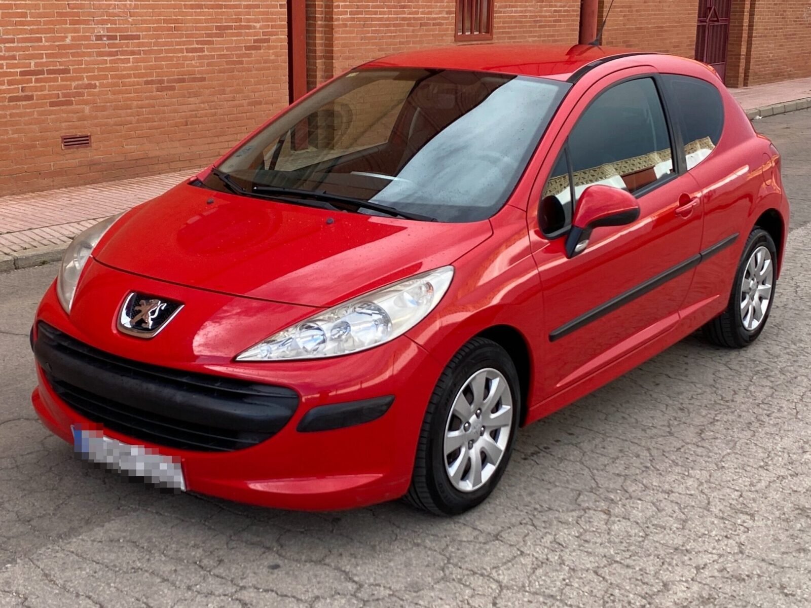 PEUGEOT 207 1.4 VTi 95cv 3 puertas
