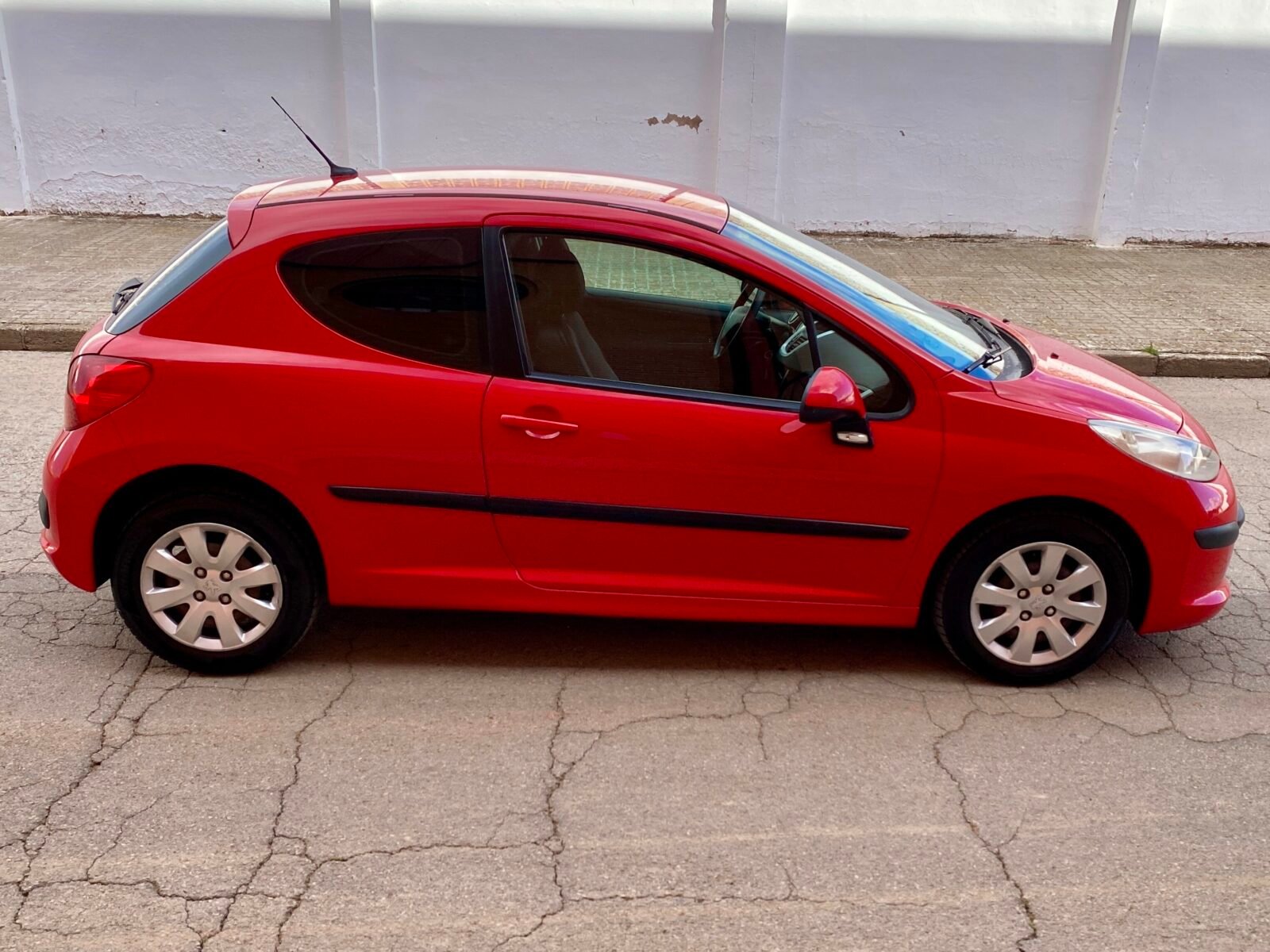 PEUGEOT 207 1.4 VTi 95cv 3 puertas