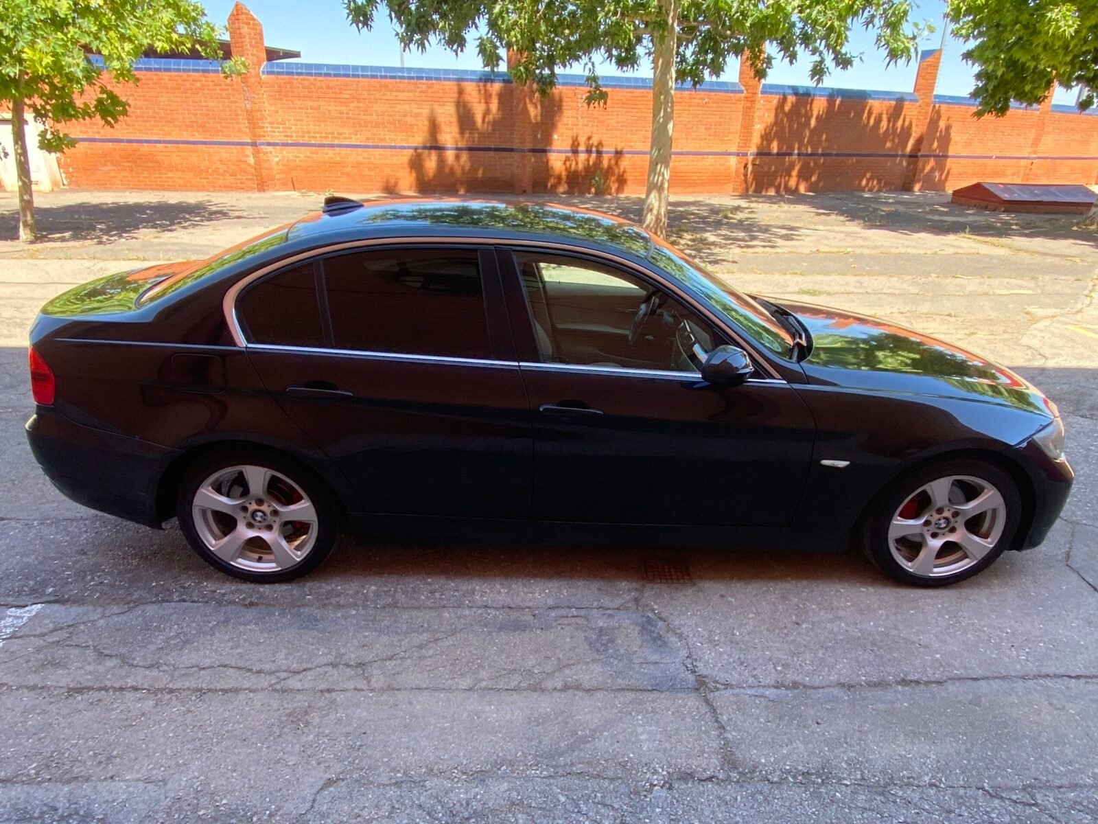 BMW Serie 3 318d 143cv