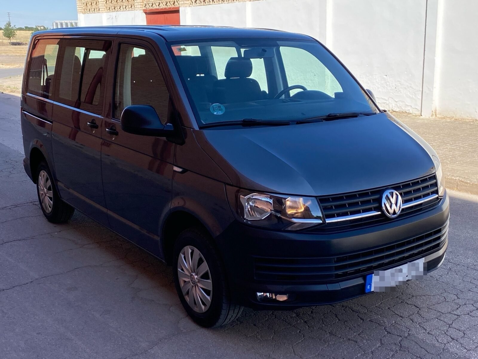 VOLKSWAGEN Caravelle 2.0 TDI 102cv 9 plazas 