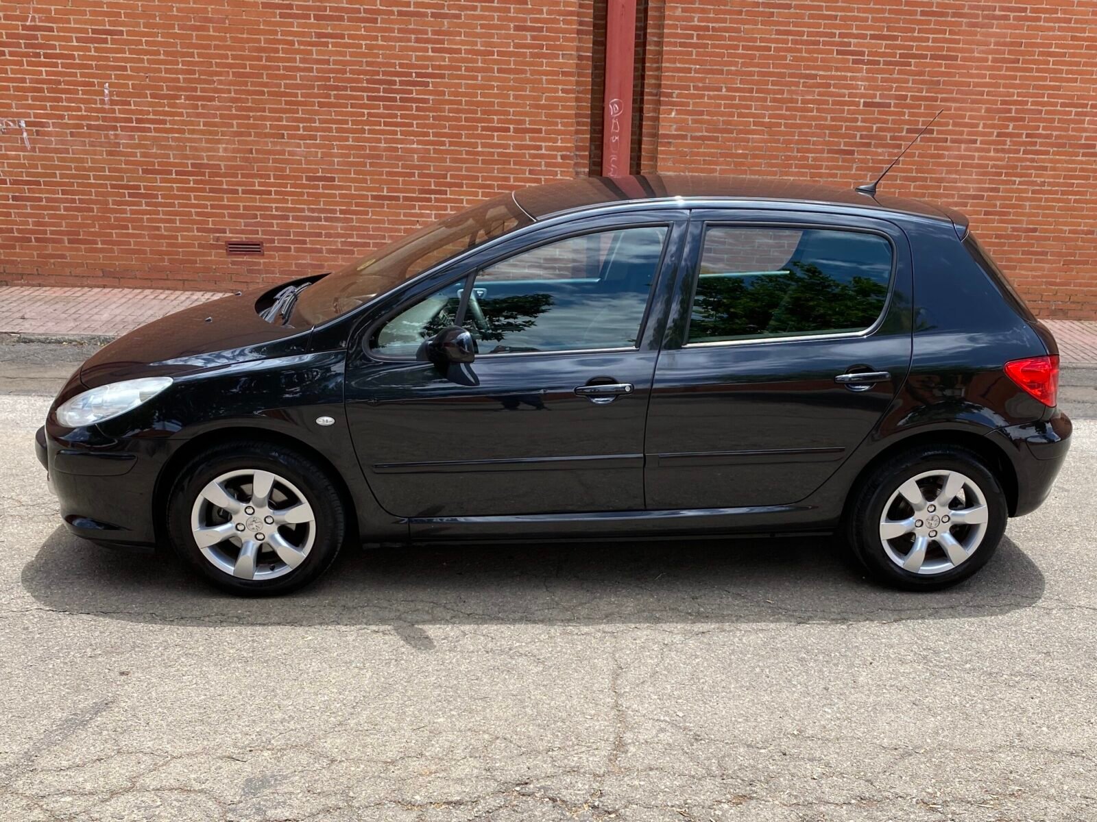 PEUGEOT 307 1.6 HDi 110cv XS 5 puertas