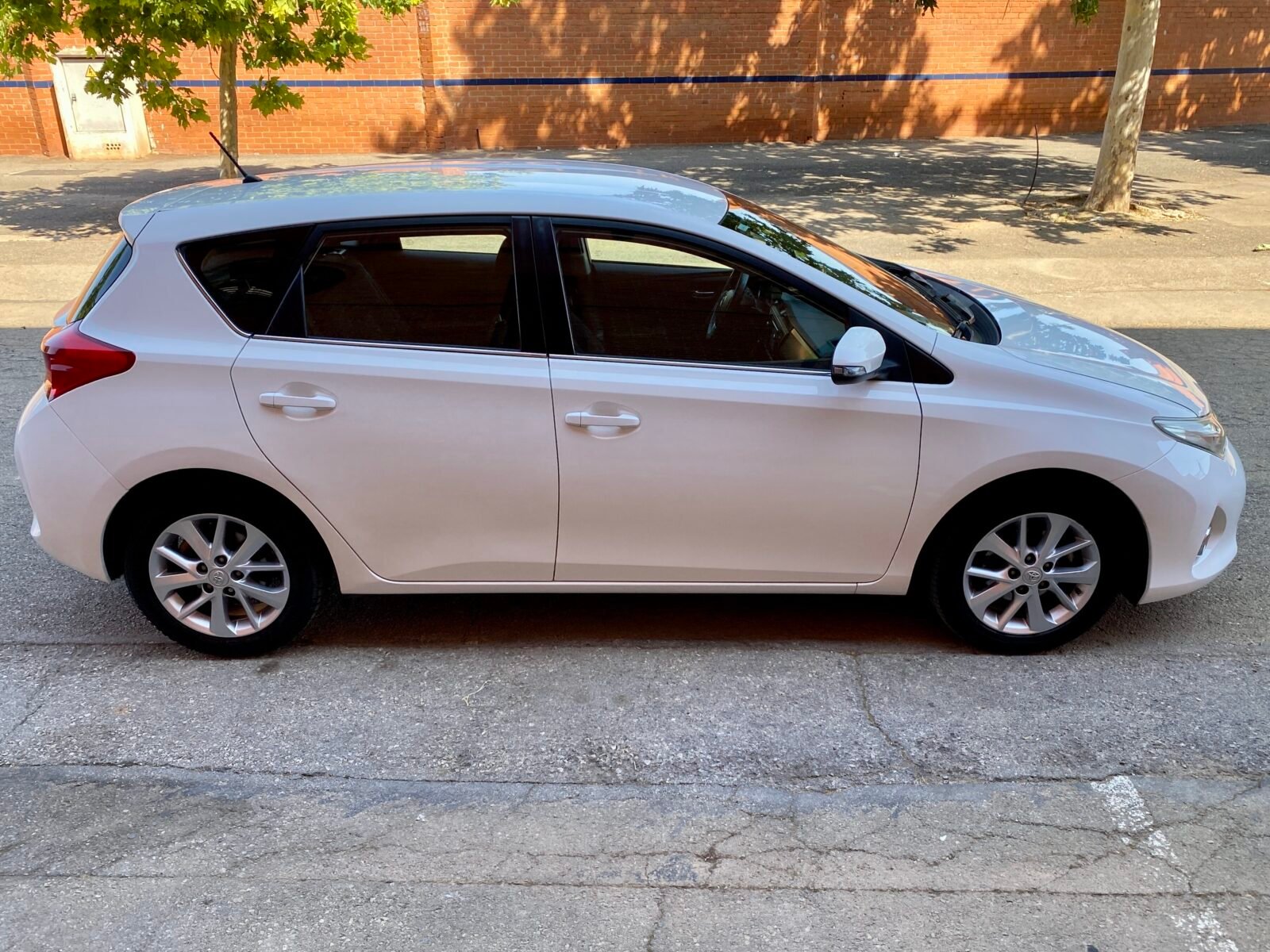 TOYOTA Auris 1.6 VVT-i 132 CV