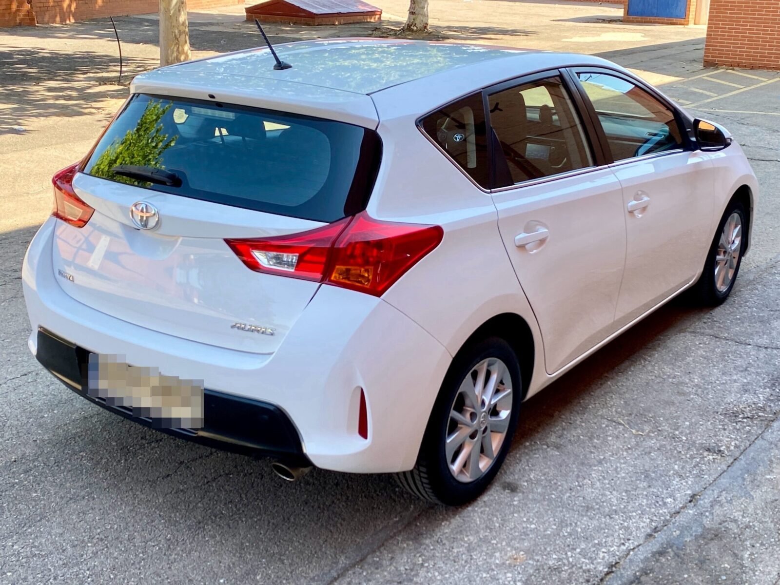 TOYOTA Auris 1.6 VVT-i 132 CV