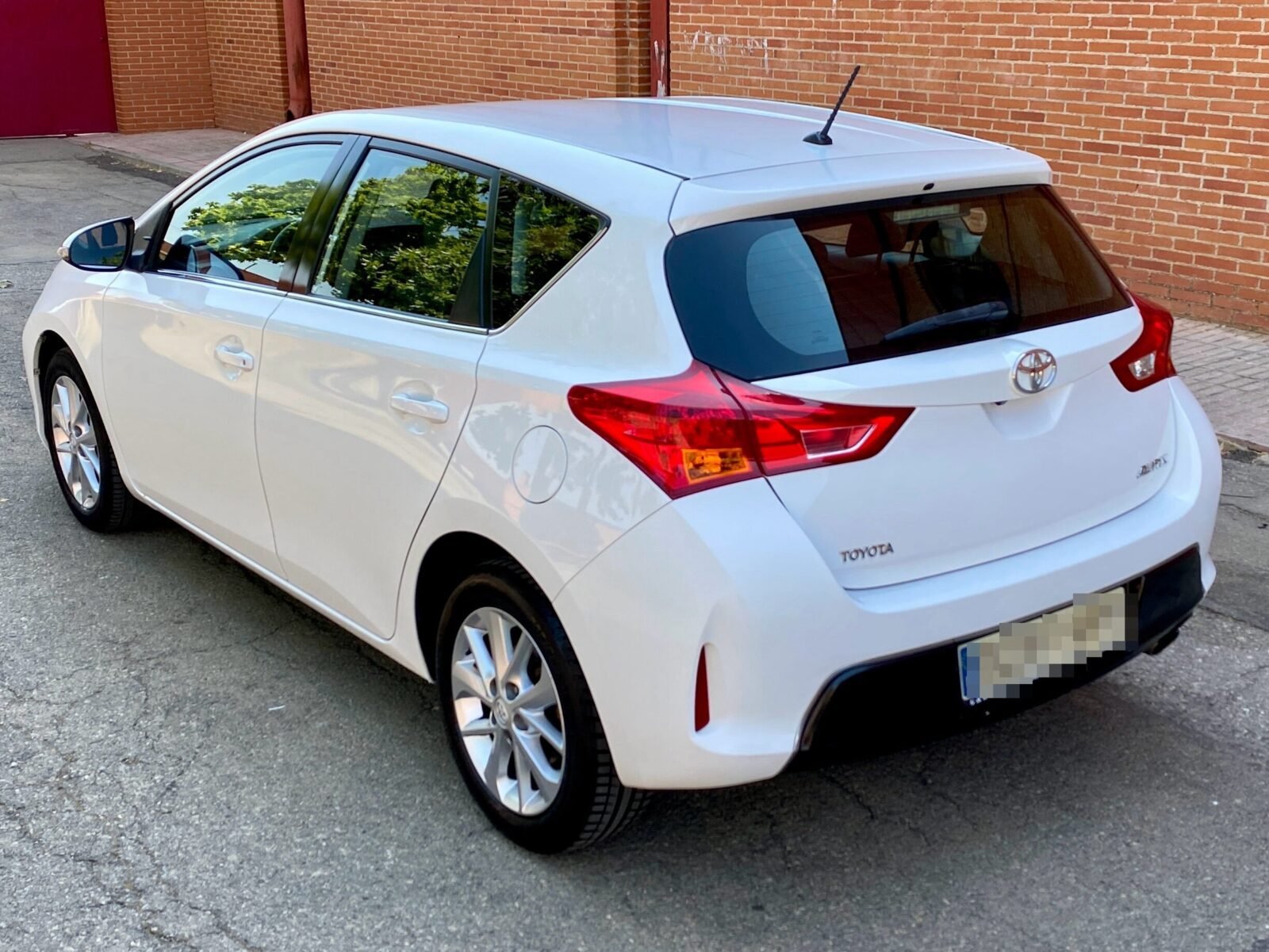 TOYOTA Auris 1.6 VVT-i 132 CV