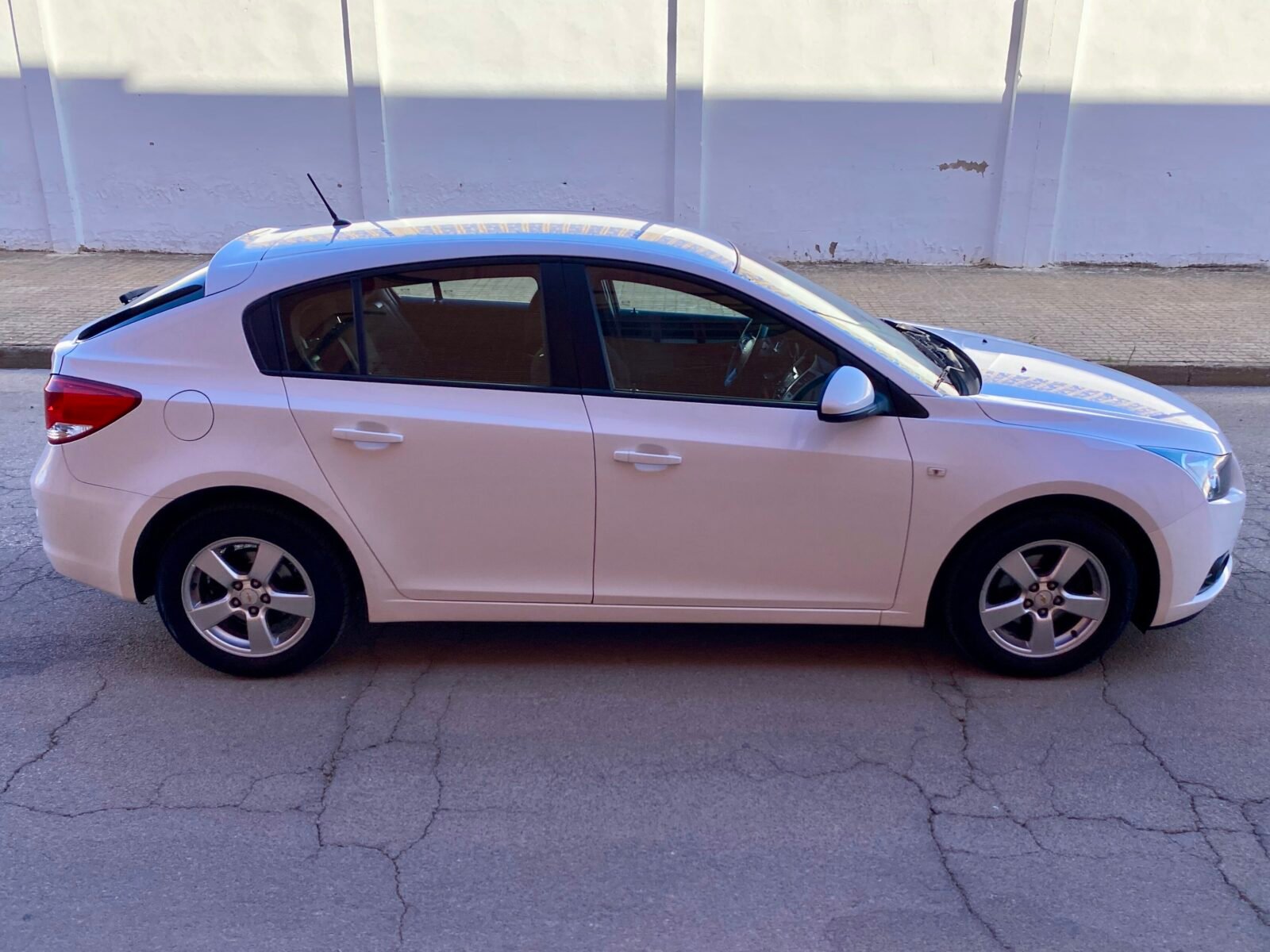 CHEVROLET CRUZE 1.6 16v 124cv