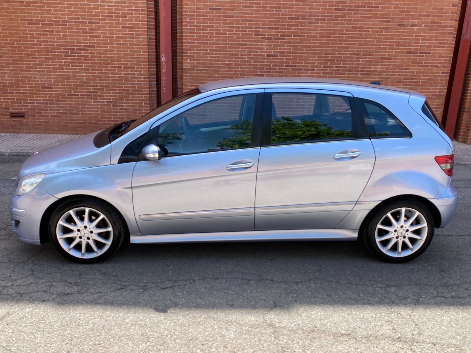 MERCEDES-BENZ Clase b B180 CDI 109cv Sport