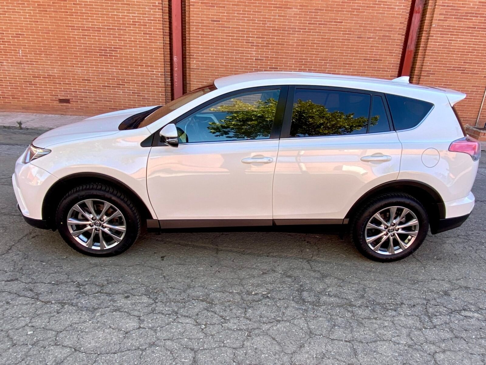 TOYOTA Rav4 2.0 D-4D 143cv Advance